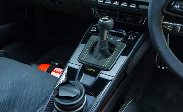 Porsche 911 GT3 (992) 13