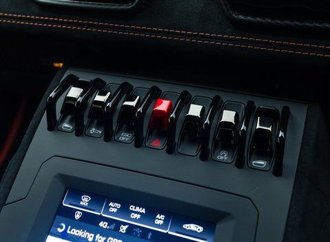 Lamborghini Huracan STO 25