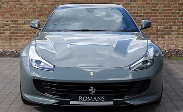 Ferrari GTC4 Lusso 2