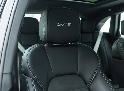 Porsche Macan GTS 11