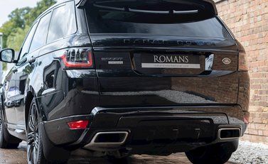 Land Rover Range Rover Sport 4.4 SDV8 Autobiography Dynamic 25