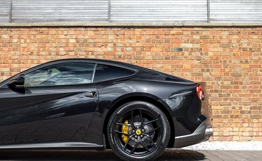 Ferrari F12 Berlinetta 30