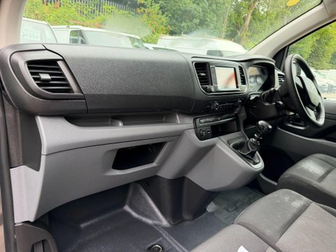 Citroen Dispatch 1.5 BlueHDi 1000 Enterprise Pro M Panel Van 6dr Diesel Manual FWD 2 Euro 6 38