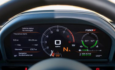 McLaren 720S Luxury 17