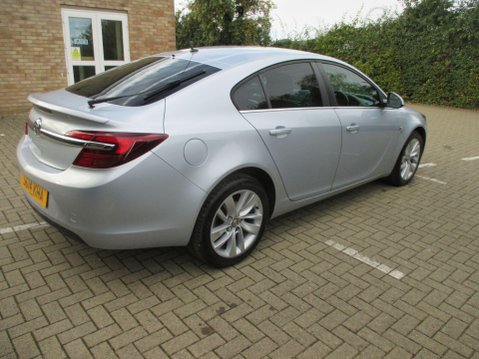 Vauxhall Insignia 1.8 16V SRi Euro 5 5dr 5