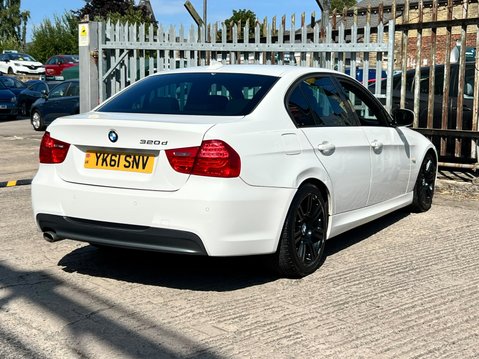 BMW 3 Series 320D M SPORT 9