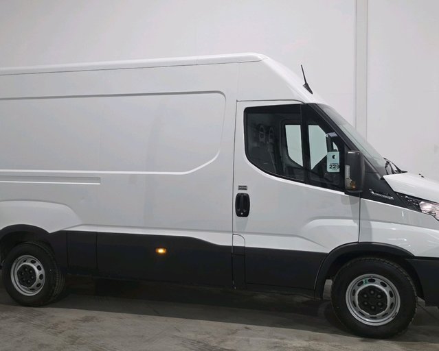 Iveco Daily Daily 35S14A8V H2 2.3 BUISNESS Van 3520L WB Hi-Matic