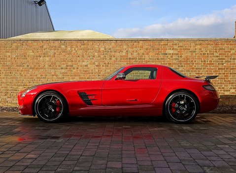 Mercedes-Benz SLS AMG GT Final Edition 3