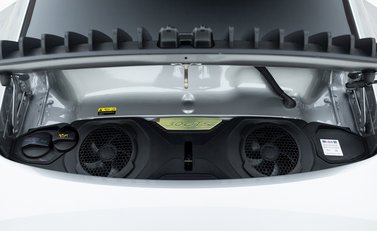 Porsche 911 (992) Carrera 4 GTS 27