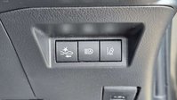 Toyota Yaris 1.5 VVT-h Design Hatchback 5dr Petrol Hybrid E-CVT Euro 6 (s/s) (100 ps) 27