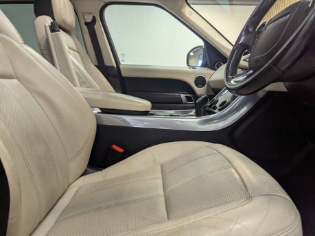 Land Rover Range Rover Sport 3.0 Range Rover Sport HSE Dynamic SDV6 Auto 4WD 5dr 29