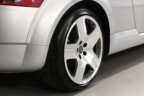 Audi TT 1.8 TT Quattro (225 bhp) 4WD 3dr 41