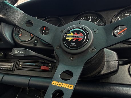 Porsche 911 CARRERA 3.2 BACK-DATE 59