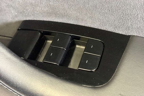 Tesla Model 3 (Dual Motor) Long Range Saloon 4dr Electric Auto 4WDE (346 ps) 44