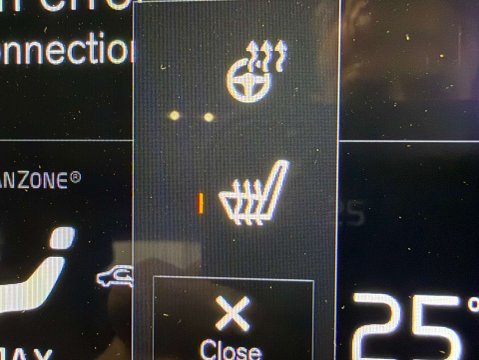 Volvo XC60 2.0 XC60 Momentum D4 AWD Auto 4WD 5dr 21