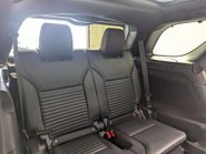Land Rover Discovery 3.0 Discovery R-Dynamic SE D MHEV Auto 4WD 5dr 53