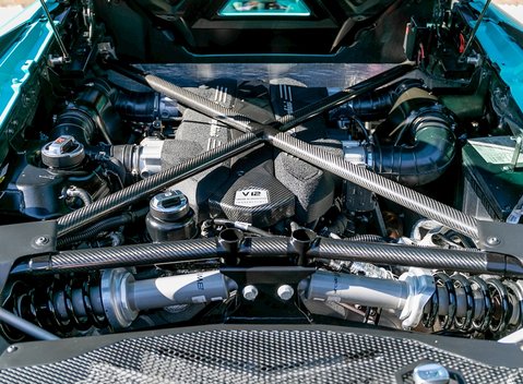 Lamborghini Aventador SV LP750-4 Roadster 29