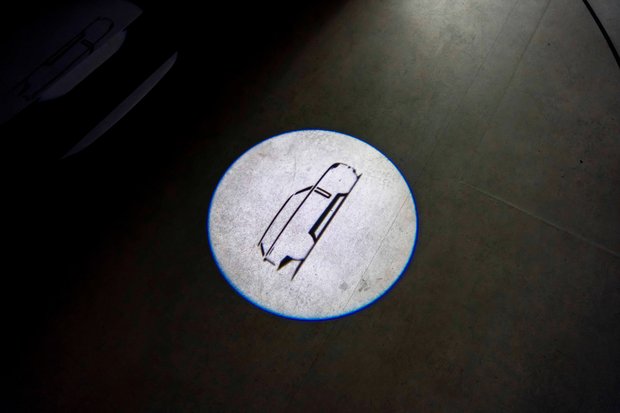 Land Rover Range Rover HSE. NOW SOLD. SIMILAR REQUIRED. PLEASE CALL 01903 254800. 4