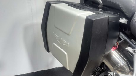 Triumph Explorer 1215 2015 25K STUNNING ADVENTURE BIKE FULL LUGGAGE DO ANYTHING BIKE 30