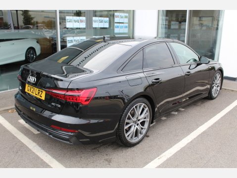 Audi A6 TDI S LINE BLACK EDITION MHEV 4