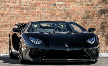 Lamborghini Aventador SV LP750-4 Roadster 1