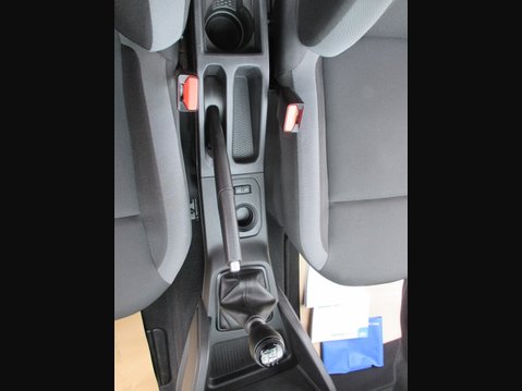 Dacia Duster 1.6 SCe Essential Euro 6 (s/s) 5dr 23