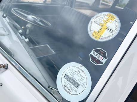 Volkswagen Campervan Split-Screen 40