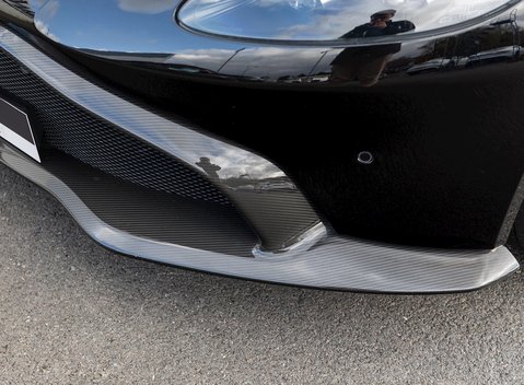 Aston Martin V8 Vantage 25