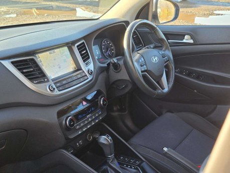 Hyundai TUCSON 1.7 CRDi Blue Drive SE Nav SUV 5dr Diesel DCT Euro 6 (s/s) (141 ps) 22