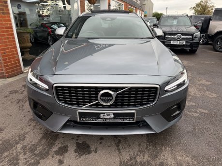 Volvo V90 2.0 D5 PowerPulse R-Design Pro Estate 5dr Diesel Auto AWD Euro 6 (235PS) 9