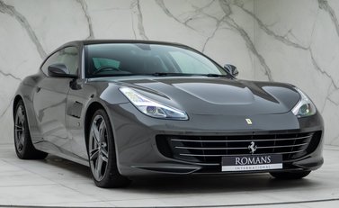 Ferrari GTC4 Lusso V12 6