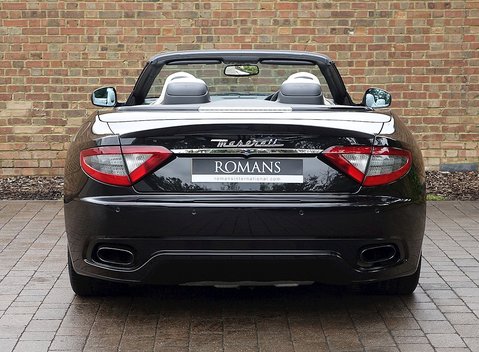 Maserati Grancabrio Sport 13