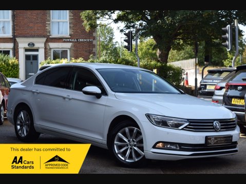 Volkswagen Passat 2.0 Passat SE Business TDI BlueMotion Technology 4dr 1