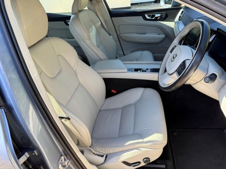 Volvo XC60 2.0 D4 Momentum Auto AWD Euro 6 (s/s) 5dr 21
