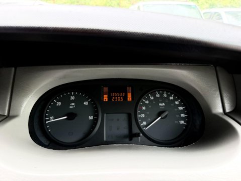 Vauxhall Vivaro 2.0 2700 CDTi Panel Van 4dr Diesel Manual FWD L1 (195 g/km, 113 bhp) 27