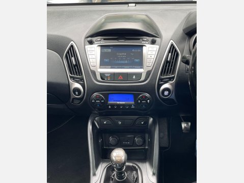 Hyundai ix35 1.7 CRDi Premium SUV 5dr Diesel Manual Euro 5 (s/s) (115 ps) 36