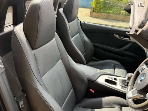 BMW Z4 2.5 Z4 sDrive 23i 2dr 16