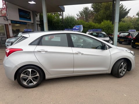 Hyundai i30 1.4 Blue Drive SE Nav Euro 6 (s/s) 5dr 12