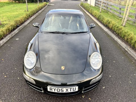 Porsche 911 CARRERA 2 S 6