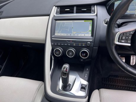 Jaguar E-Pace 2.0 D180 R-Dynamic HSE Auto AWD Euro 6 (s/s) 5dr 26