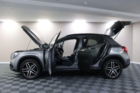 Mercedes-Benz GLA GLA 180 URBAN EDITION 6