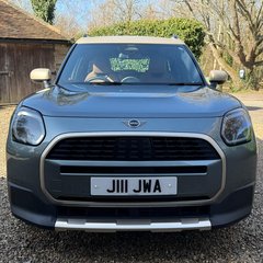 Mini Countryman C EXCLUSIVE 1