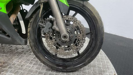 Kawasaki Er ER6 2009 10K 1 OWNER PROJECT BIKE SPARES OR REPAIR TRACK BIKE 24