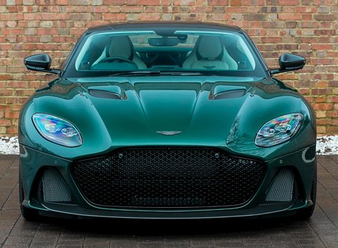 Aston Martin DBS Superleggera 4