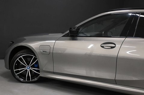BMW 3 Series 2.0 330e M Sport Professional Edition Auto 5dr 8