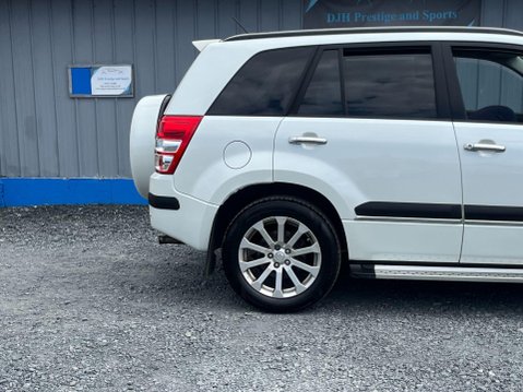 Suzuki Grand Vitara 2.4 VVT SZ5 4WD Euro 5 5dr 22