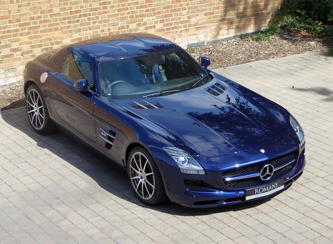 Mercedes-Benz SLS AMG 3