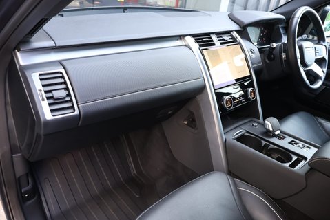 Land Rover Discovery COMMERCIAL DYNAMIC HSE styled by seeker rear seat conversion low miles  17