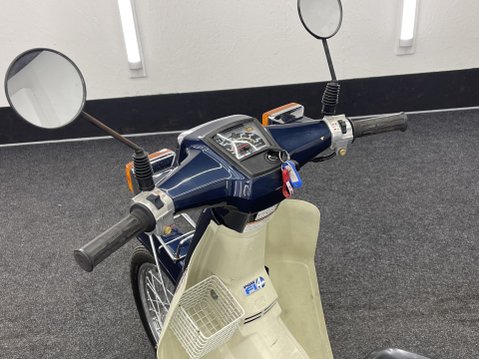 Honda C90 C50 Superb Cub 50cc Fuel Injected JDM Japanese Bike UK Registered 8