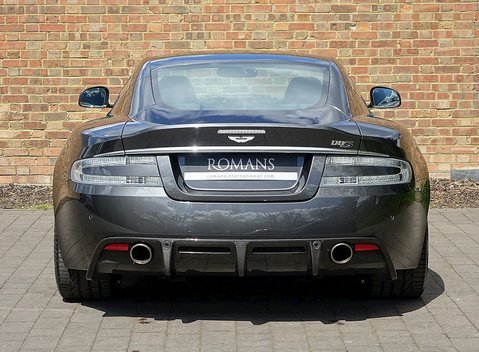 Aston Martin DBS 10